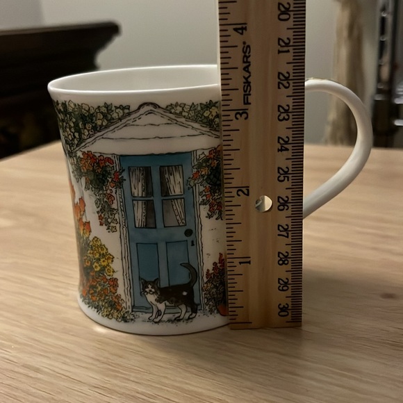 Dunoon Ceramics Bone China Cottage Cat Design Mug 4" - Picture 7 of 8